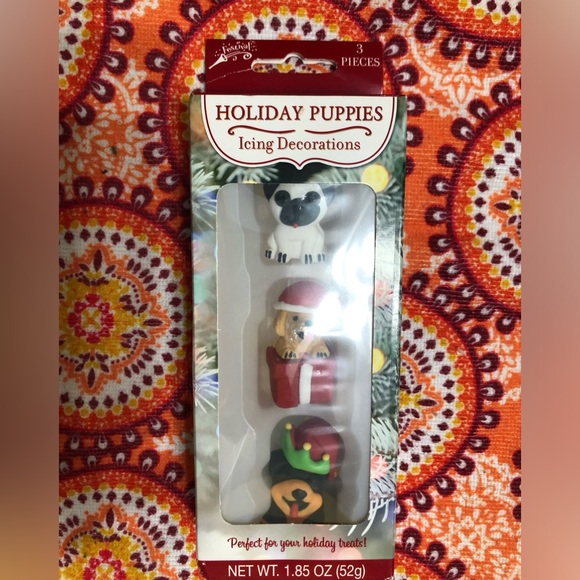 Crafty cooking Holiday Dogs 3D icing decorations 3pcs. 1.85 oz - Picture 4 of 4